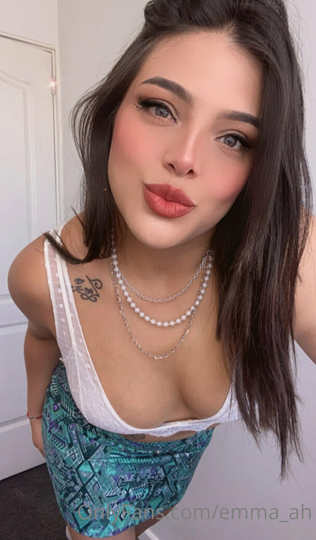 emma ah pornographic model gallery