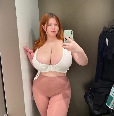 Anna Bernadi star hot img