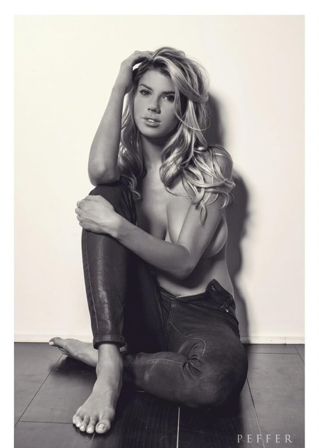 cute ladyboy onlyfans hot nude galleries