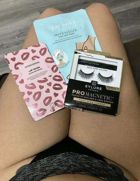 acidaddict pornstar naked galleries