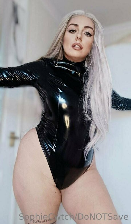 sophiecwtch nice model images