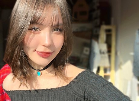 ASMR BlueKatie model beautiful galleries