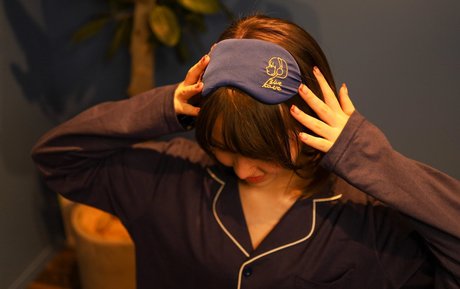 ASMR BlueKatie model porn image