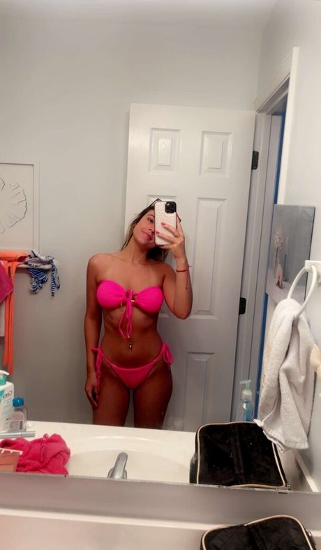 Isabella Meccia pornstar exclusive pics