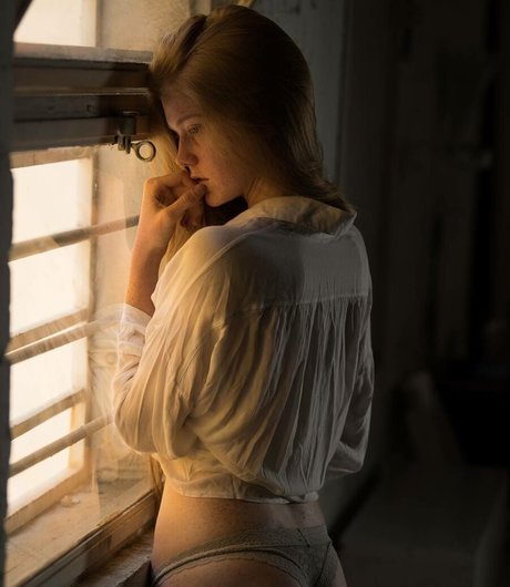 Anna Deniro naked star galleries