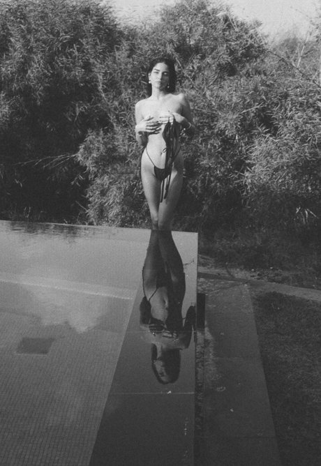 Ella Grossman naked star galleries