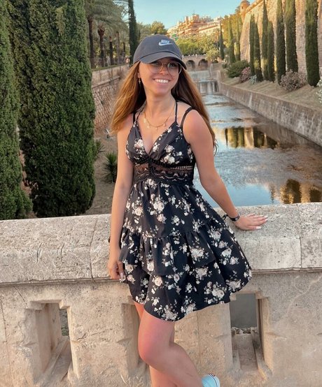 Anna Kauer exclusive actress galleries