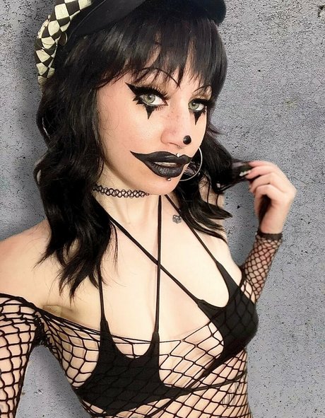 shamelessmilk pretty pornstar pic