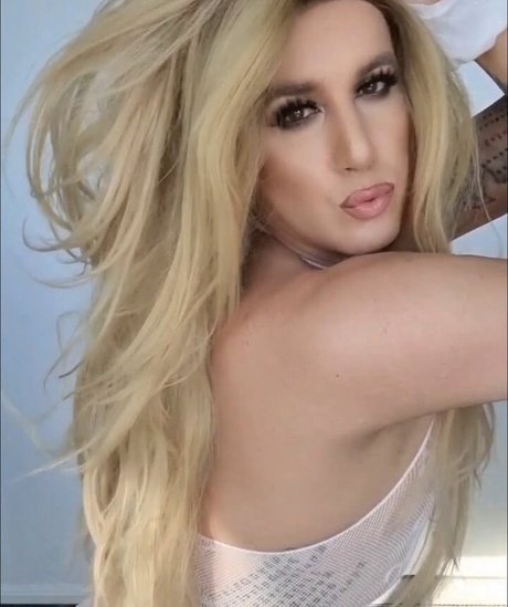 Brooke Spearz model beautiful galleries