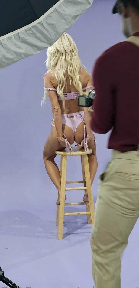 evielaurent nudes star archive