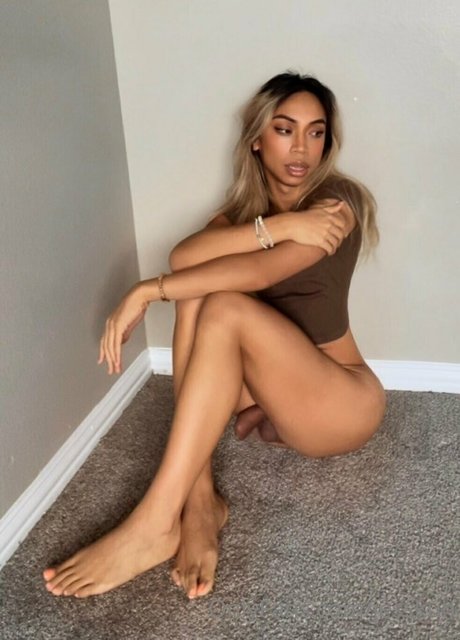 jesskuh star erotic galleries