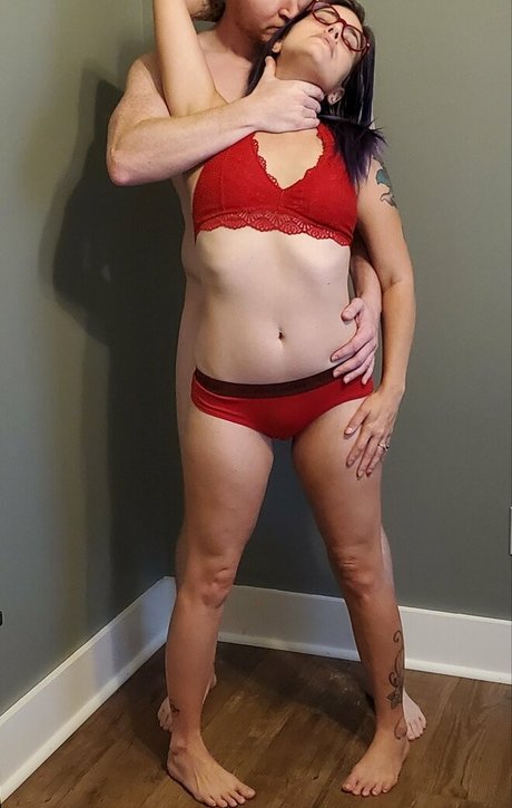 petitetreat_ porn model galleries