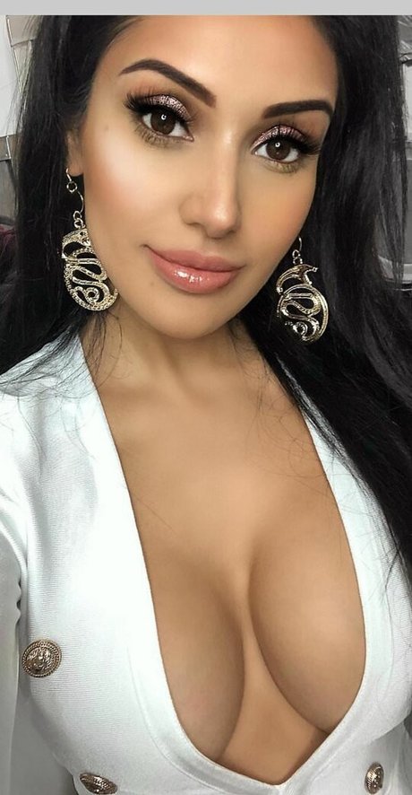 kbellebeauty art star galleries