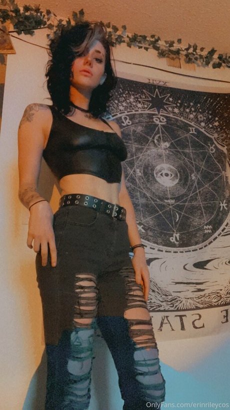 erinrileycos sexy star photos