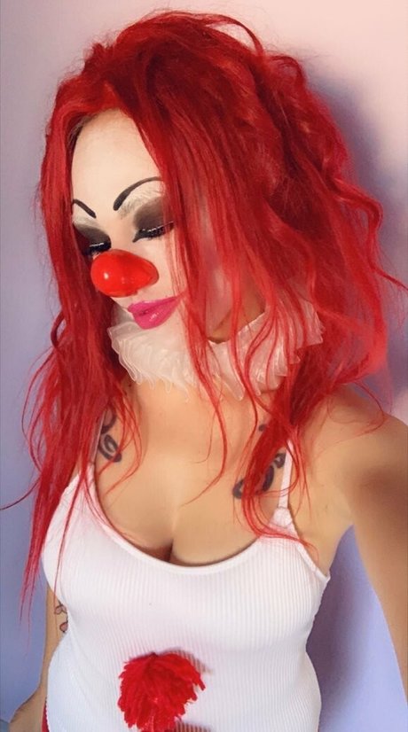 kitziklown naked pornstar img