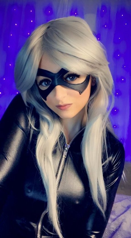 cassiefrayfree star adult image