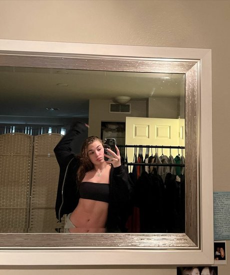 andrea posnerrr xxx model images