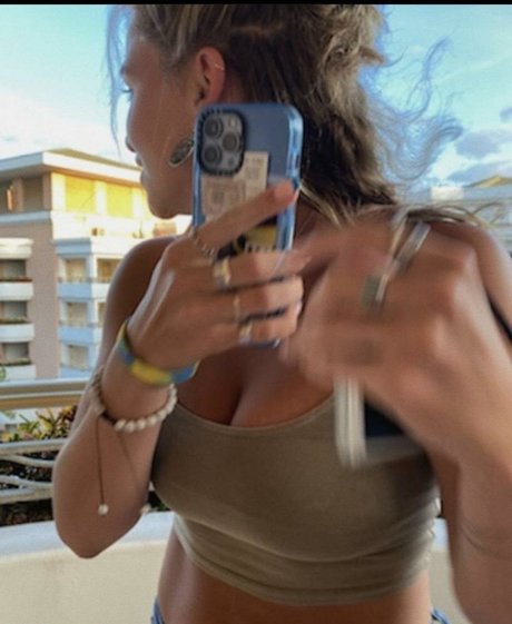 andrea posnerrr pornstar hot images