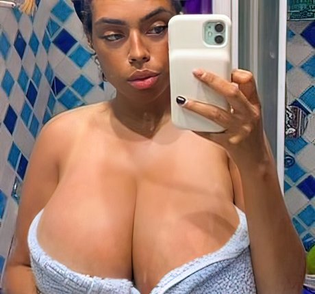 Divanice pornographic star img