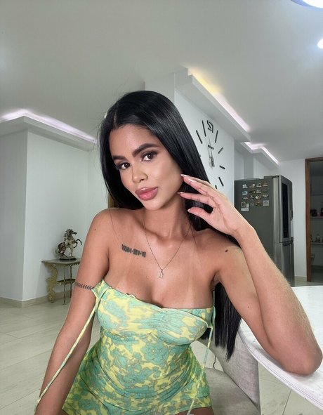 estefaa model art photo