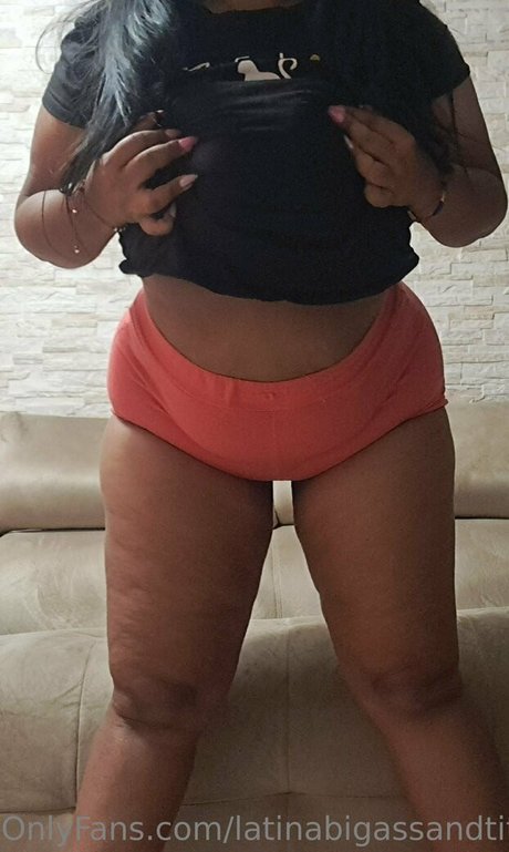 curvylatinakay1 hd star img