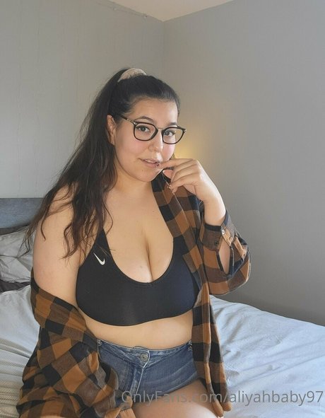 aliyahbaby97 pornstar free picture