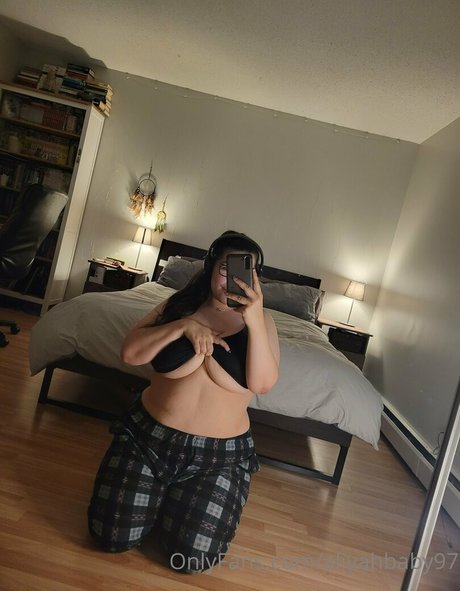 aliyahbaby97 hot model pictures