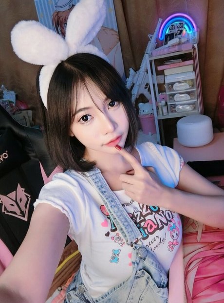 ayumi cn0 exclusive actress image