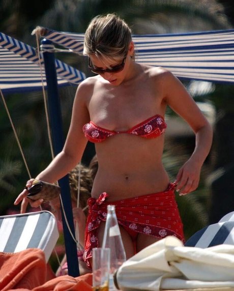 Rachel Stevens star art archive