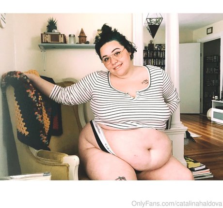 catalinahaldova star high quality picture