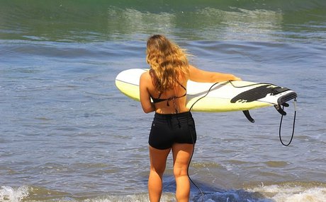 journeywithalora model free pics