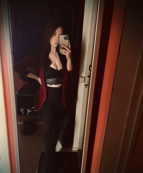 vicki25 perfect pornstar image