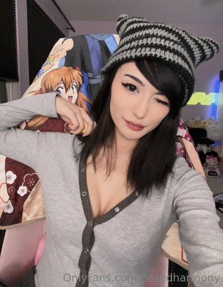 harmonyeva model adult photo