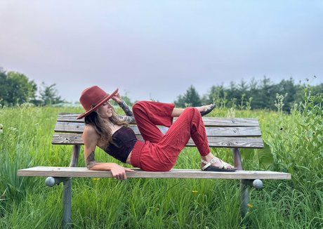 lunapowersthefairy erotic model photos