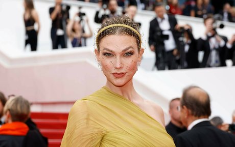 Karlie Kloss adult star gallery