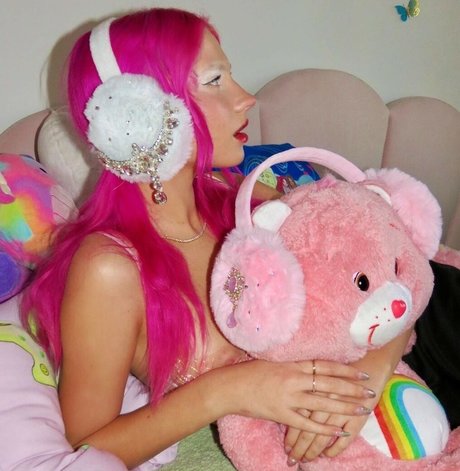 Summer Ferguson model art photo