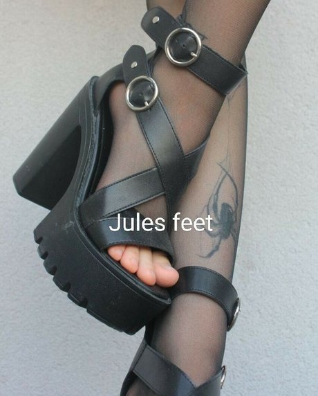Jules Feet perfect star archive
