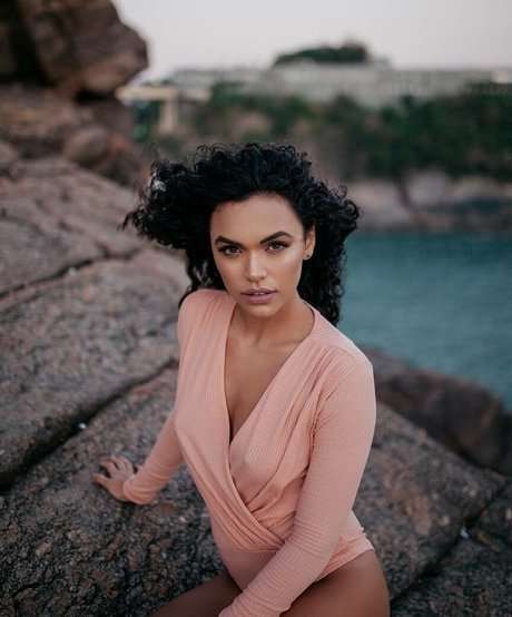 Giovana Cordeiro sex pornstar pic