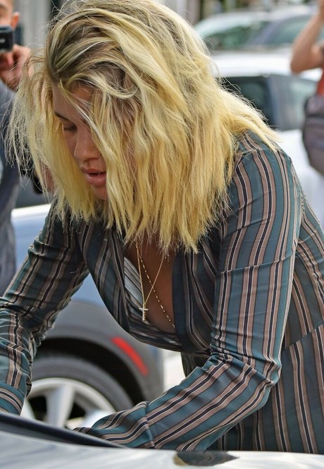 Sofia Richie pornstar art photos