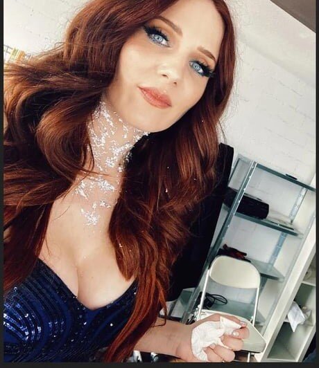 Simone Simons erotic model pic