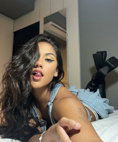 Julia Britz pornstar xxx pic