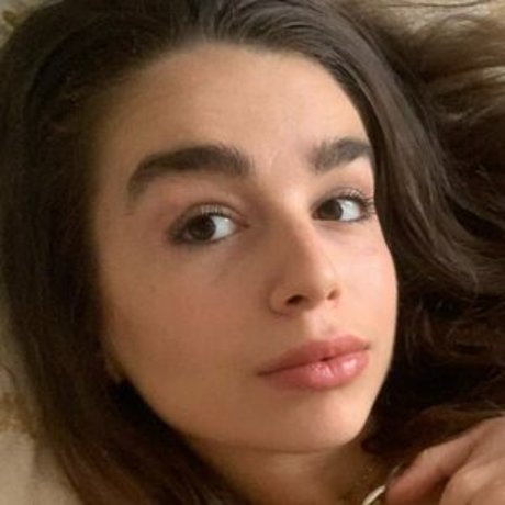 Goodlilfreak model porn pictures