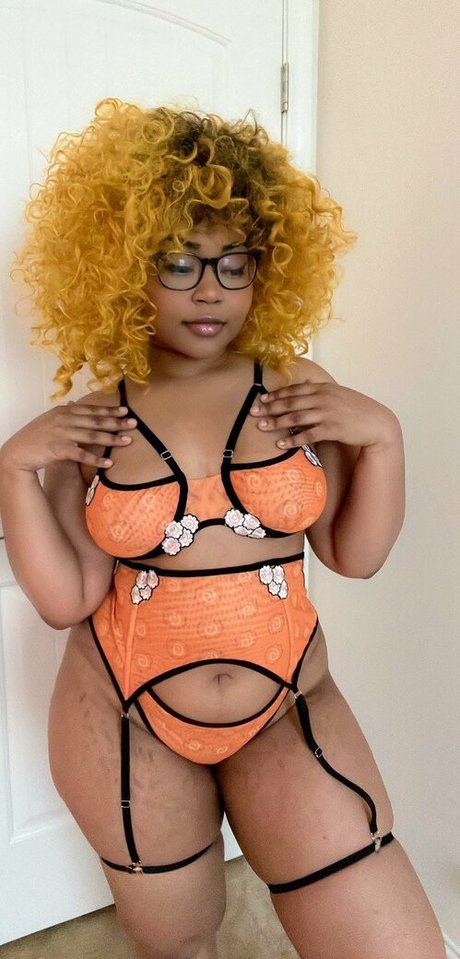 Ria Parker hot model gallery