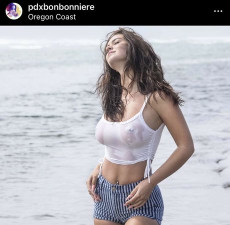 Rylee Gilchrist pornstar pretty galleries