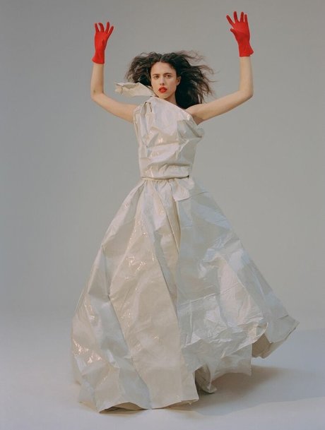 Margaret Qualley xxx star pic