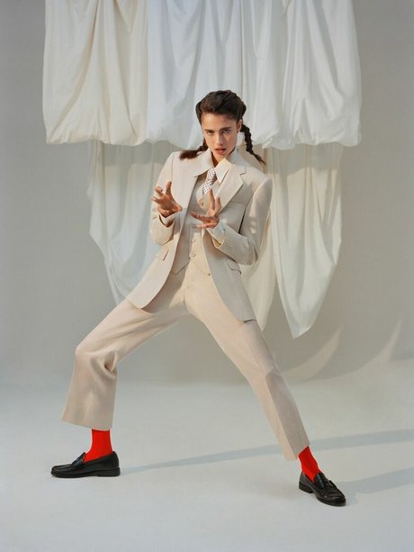 Margaret Qualley high quality star pics