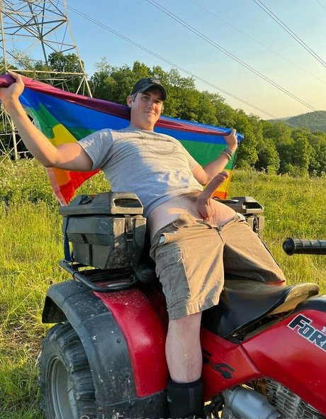 attaboyheinrich sexy model picture