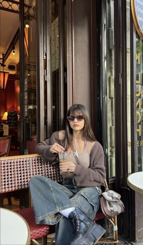 Zeynep Kurubacak star erotic image