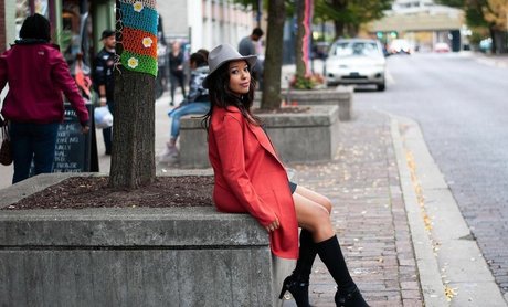 Local TV Presenters sex actress pic