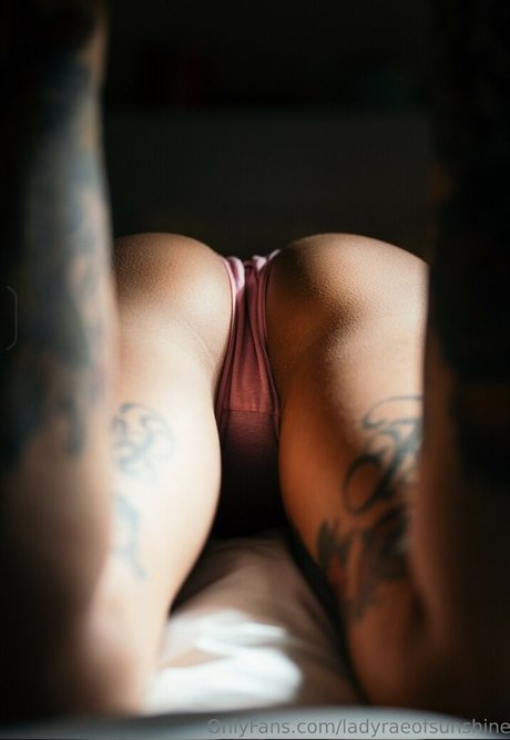 Amandaraeuk porn model archive